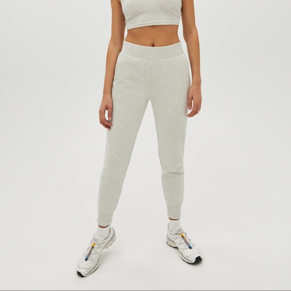 TNA the Perfect Jogger. Aritzia sweatpants. - Picture 2 of 5